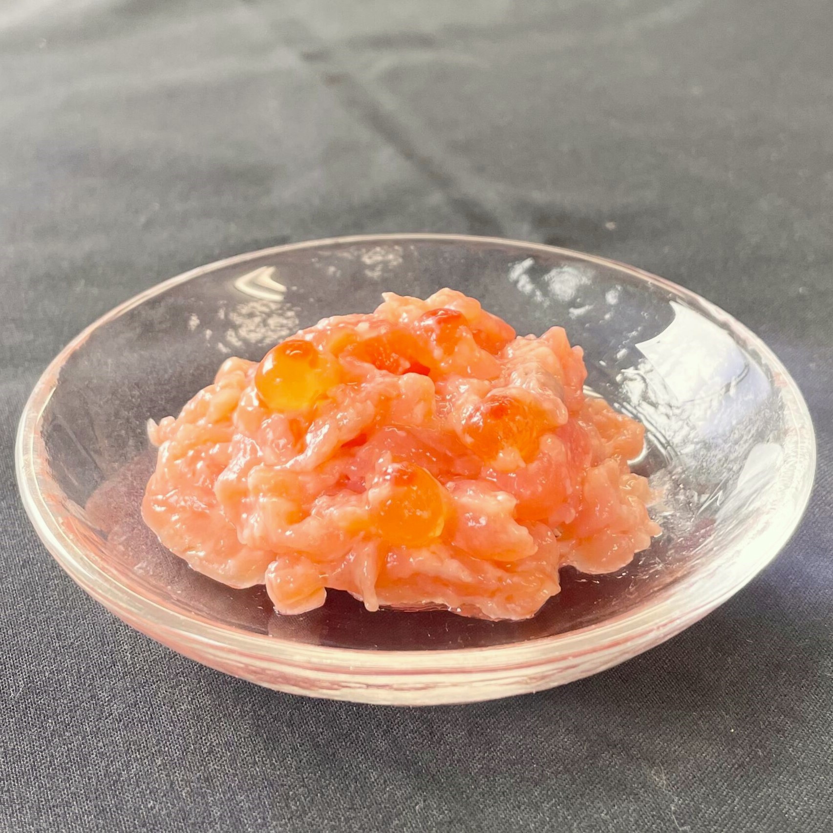https://shop.gyorankobo.jp/wp-content/uploads/2025/03/濱もみじ150g_盛付画像　チャムいくら.jpeg